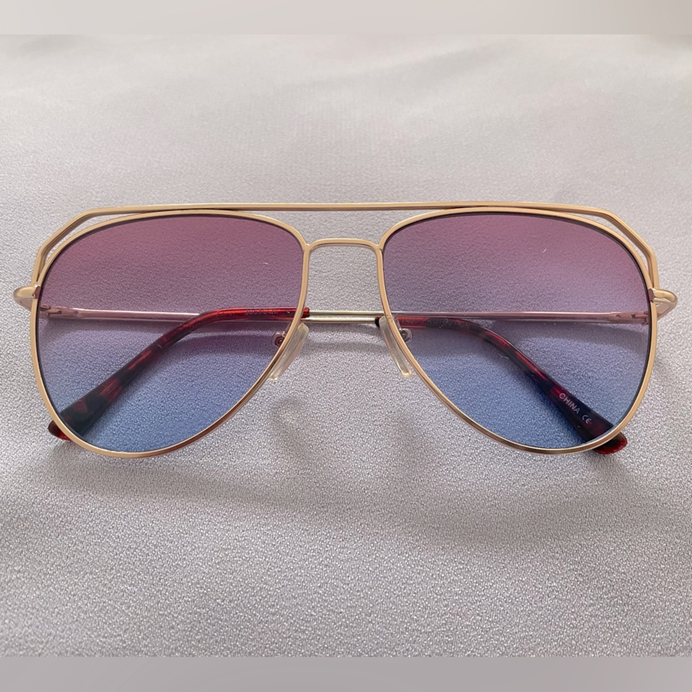 Gradient aviator sunglasses